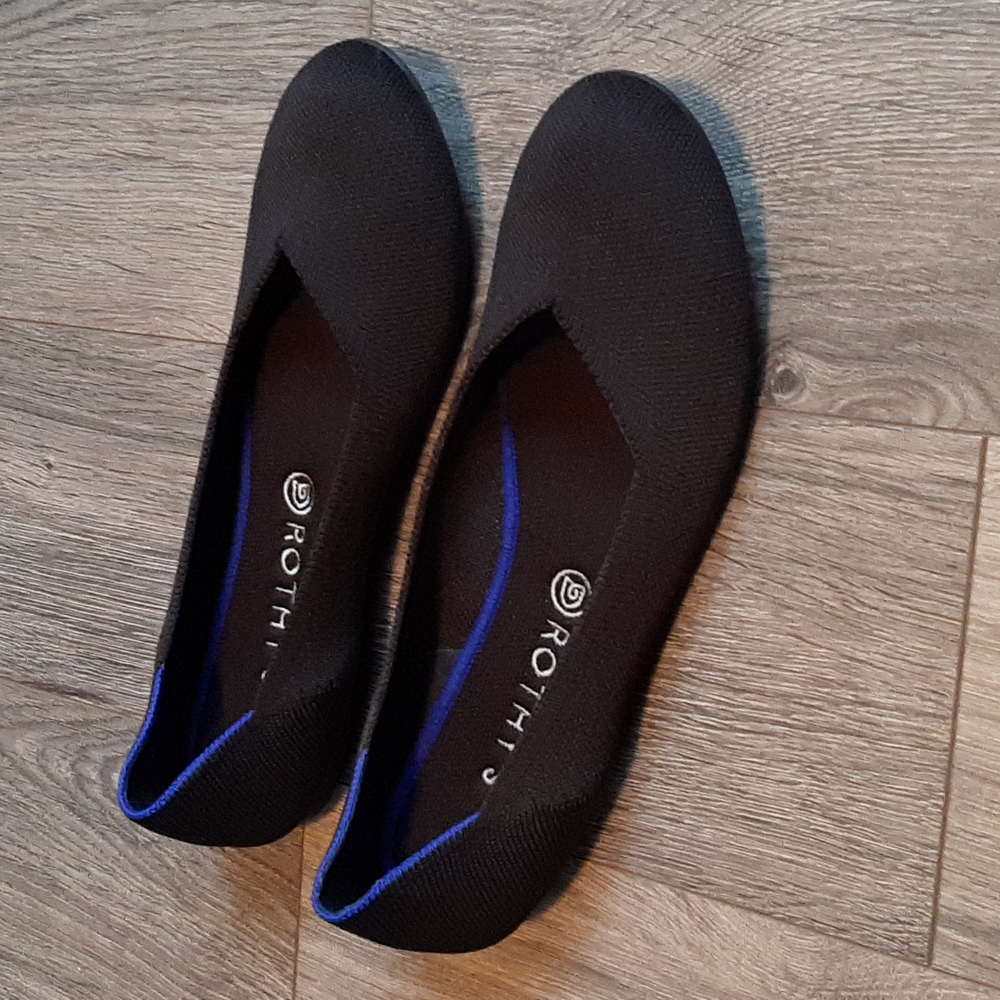 Black Rothy's ladies flats size 12